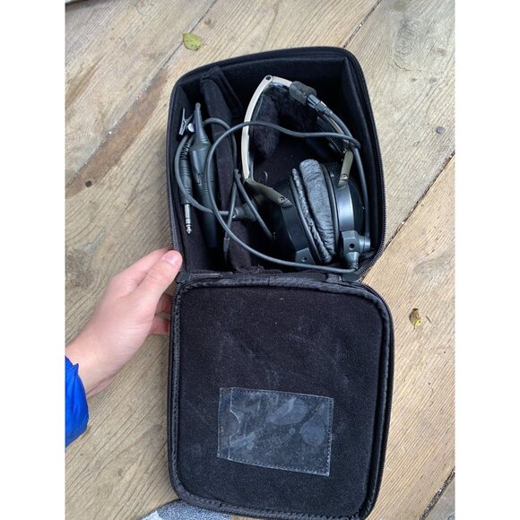 Bose X A10 Aviation Pilot Headset Dual GA Plug w/ Case & Ear Covers Mic Muff - Picture 5 of 16